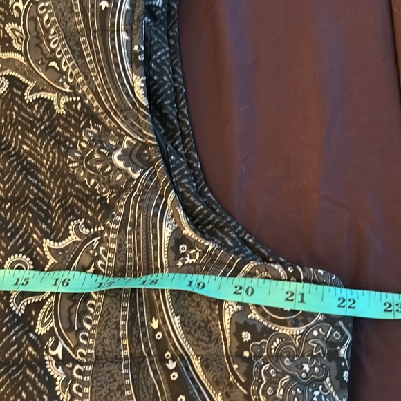 CB Established 1962.. Womens Puffer Vest Paisley Handkerchief print - Picture 14 of 16